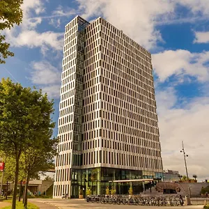 https://postillion-hotel-amsterdam.amsterdamhotelsnl.com